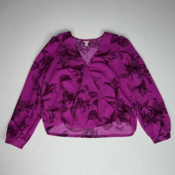 A New Day Purple Floral V Neck Puff Sleeve Wrap Top Size M - Picture 3 of 10